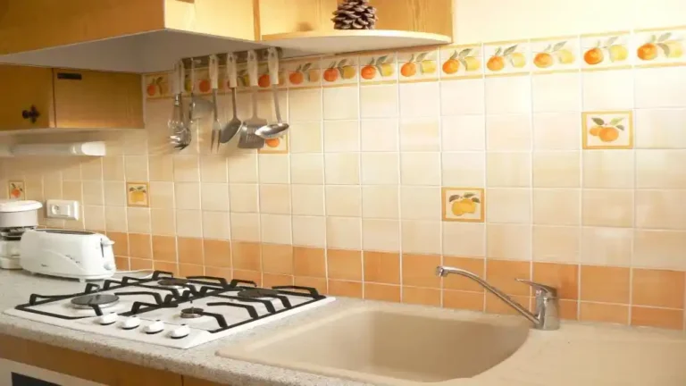 La Clusaz Locations - Chalet Ecaille d'Argent - Cuisine