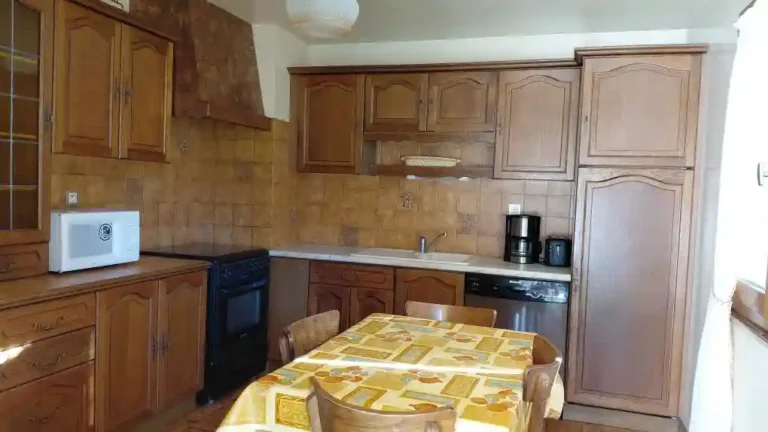 Les appartements La Clusaz Locations - Chalet Fleurs des Alpes - Cuisine